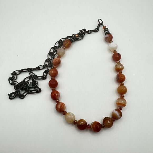 Stunning faceted carnelian and crystal beaded necklace! - Picture 9 of 10